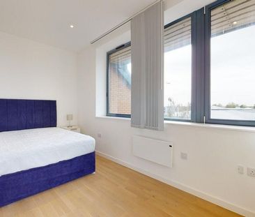 1 bedroom flat to rent - Photo 2