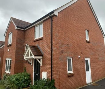 1 bedroom in a house share to rent - Photo 2