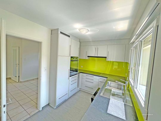 EFH in ruhiger Lage mit grossem Garten ohne Gartenarbeit - Photo 1