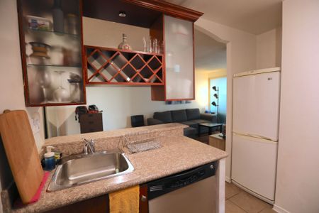 For Lease - 1055 Bay Street Unit# 1209, Toronto, Ontario - Photo 2