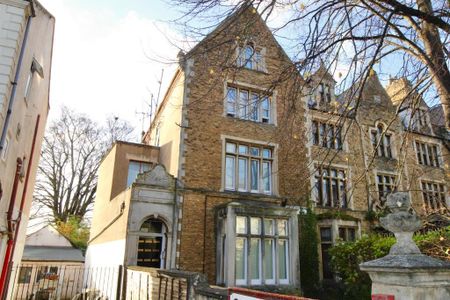 Studio to rent - Photo 3