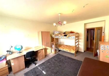 Pronájem bytu 4KK s lodžií 91 m - Fotografie 5