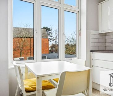 2 bedroom apartment to rent - Photo 2