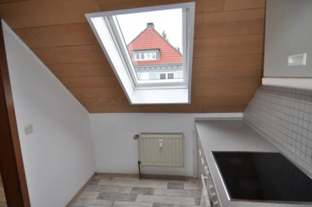 Gemütliche 2-Zi. Dachgeschosswohnung -Mein neues Nest im beliebten "GRÄFRATH" ! - Foto 3