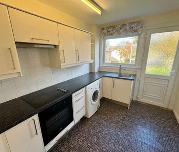 2 bedroom terraced house to rent - Photo 3