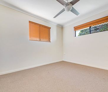 2 BEDROOM UNIT CLOSE TO TOWN - Photo 4