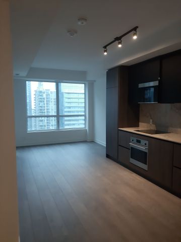 For Lease - 108 peter Street Unit# 3207, Toronto, Ontario - Photo 4