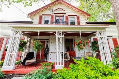 For Lease - 210 St Lawrence Street, Centre Hastings, Ontario - Photo 2