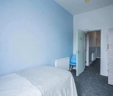 6 bedroom house of multiple occupation to rent - Photo 5