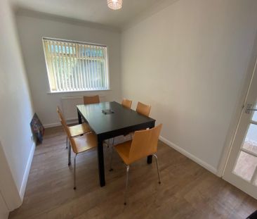 Southway, Guildford - Photo 3
