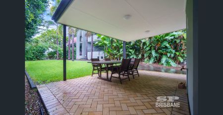 A spacious unit in a perfect location near Garden City shopping Center - Photo 5