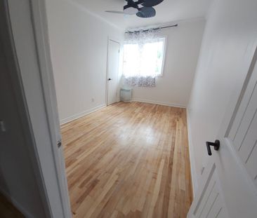 🏡 4 1/2 RÉNOVÉ - 2E ÉTAGE DE TRIPLEX - 1 495$/MOIS 🏡 - Photo 6