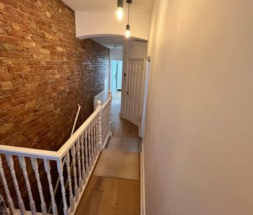 Room in a Shared Flat, Chertsey Road, E11 - Photo 3
