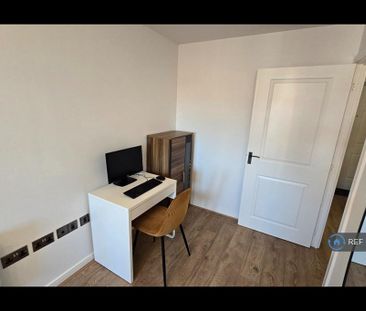 1 bedroom flat to rent - Photo 6