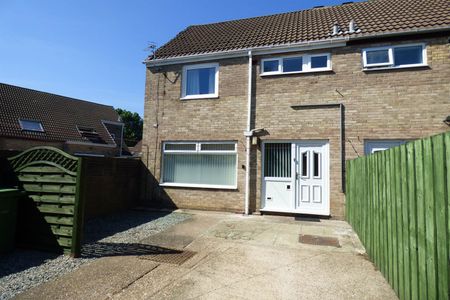 2 bed end of terrace house to rent in Brodie Close, South Shields, NE34 - Photo 4