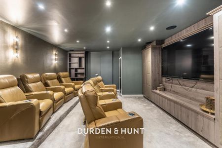 5 bedroom detached house to rent - Photo 3