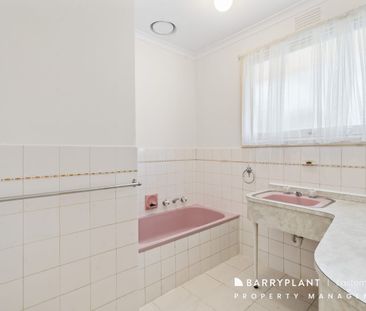 1 Milsom Avenue, Templestowe Lower, Vic 3107 - Photo 4