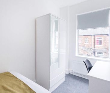 3 bedroom terraced house to rent - Photo 3