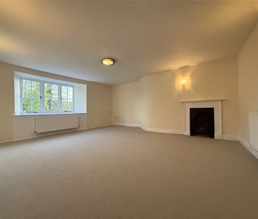 London Road, Milborne Port, Sherborne, Somerset, DT9 - Photo 1