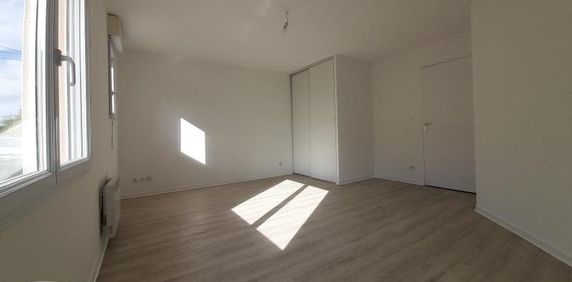 Location Appartement 1 pièce 28m² NANTES 44100 - Photo 2