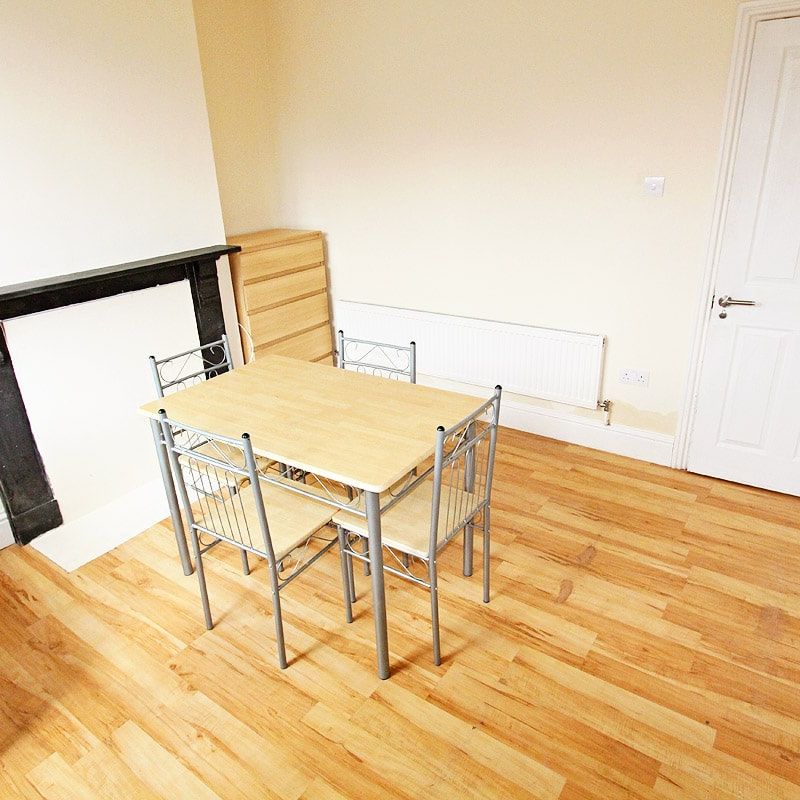 105 Rendell Street - Photo 1