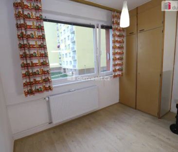 Pěkný útulný byt 1+1 ve třetím patře panelového domu s výtahem a do... - Photo 4