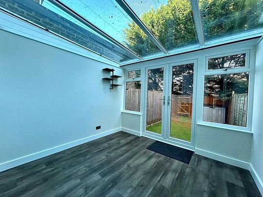 4 bedroom terraced house to rent - Photo 1