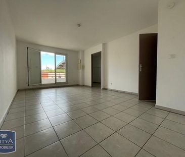 Location Appartement 3 pièces 68m² ST DENIS 97400 - Photo 4