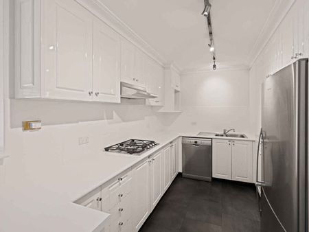 4H/164 Burwood Road Concord - Photo 3