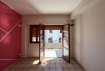 5 locali in affitto