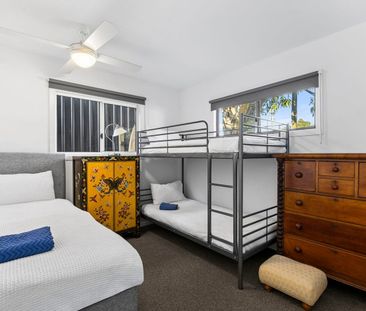 The Coast Shack - Photo 2