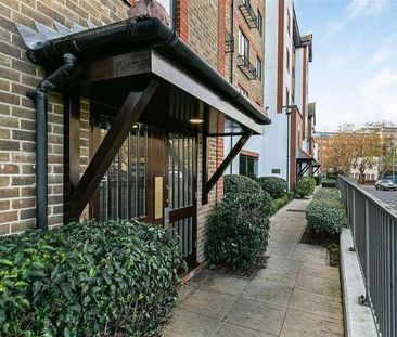 Sopwith Way, Kingston Upon Thames, KT2 - Photo 2