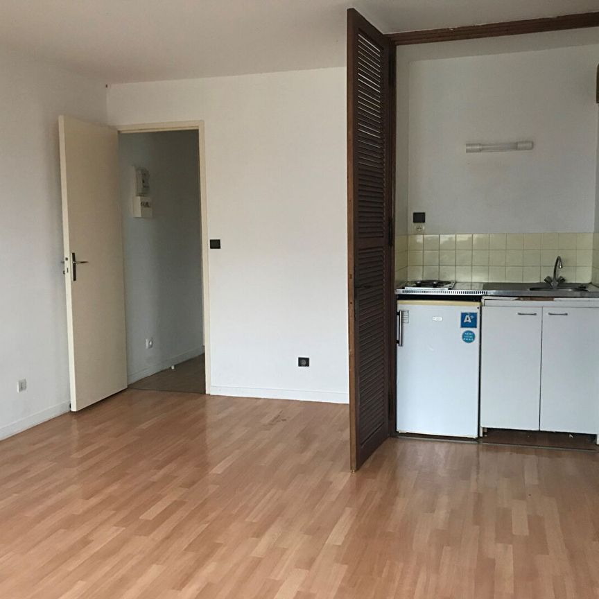 Location Appartement 1 pièce 25m² BESANCON 25000 - Photo 1