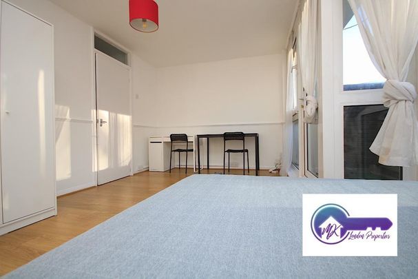 3 Bedroom Flat To Rent - Photo 1