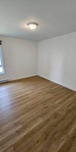 5½ Moderne à Drummondville – Air Climatisé, neuf, propre, Août! - Photo 3