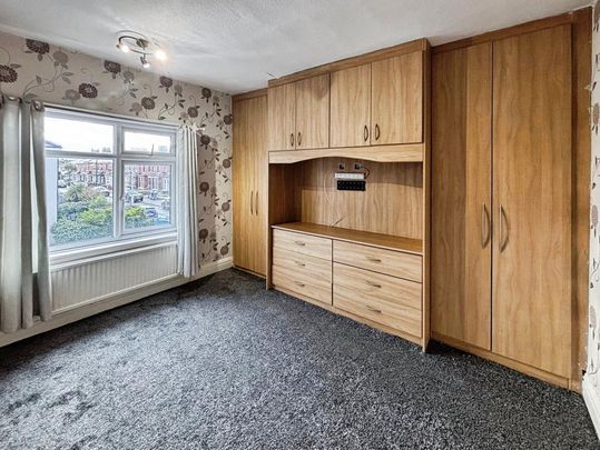 3 bedroom end of terrace house to rent - Photo 1