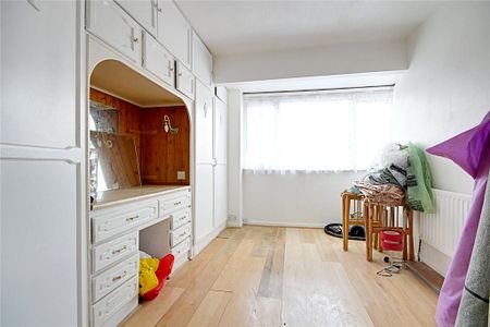 4 bedroom terraced house to rent - Photo 4