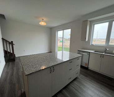 For Lease - 349 millstone Street, Kitchener, Ontario - Photo 3