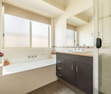 4 Bedroom Family Home in O'Gradys Lane! - Photo 2