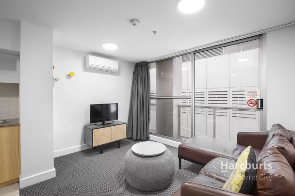 Furnished Apartment in the Heart of Melbourne City - Photo 1