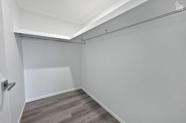 34 Island Outlook, - Photo 1