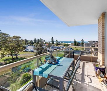 Beachside Bliss – 2 Bedroom Apartment in Dee Why - Photo 5