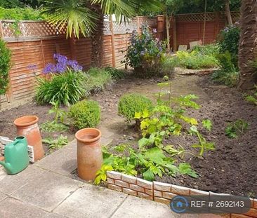 1 bedroom in a house share to rent - Photo 6