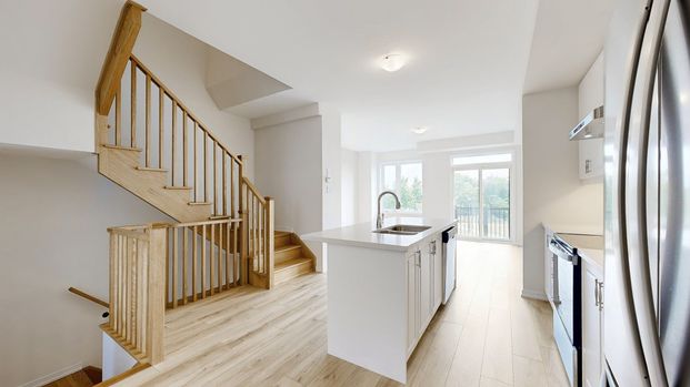 For Lease - 17 Rattenbury Road, Vaughan, Ontario - Photo 1