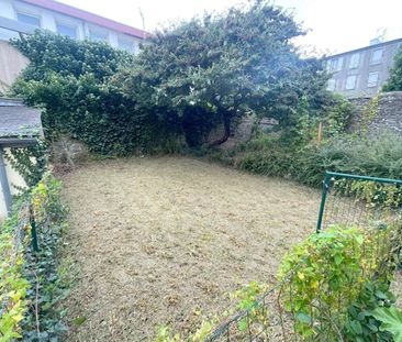 APPT T1 BIS MEUBLE AVEC JARDIN - Photo 3