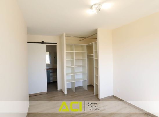 HURIGNY – MAISON DE PLAIN PIED PROCHE COMMERCES ET ECOLES A PIEDS - Photo 1
