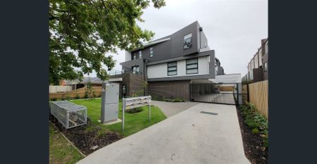 New Family Home in a Prime Location - Photo 4