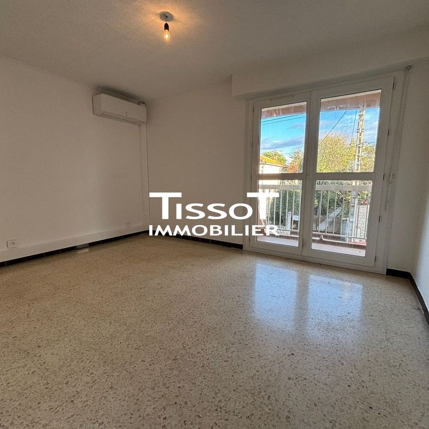 Location Appartement 4 pièces 77m² NIMES 30000 - Photo 1