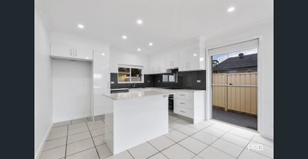 Modern Family Home with Pool - Photo 2