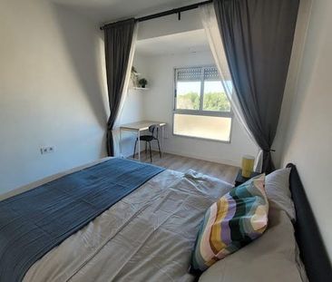 Avinguda del Camí Nou, Xirivella, Valencian Community 46950 - Photo 6